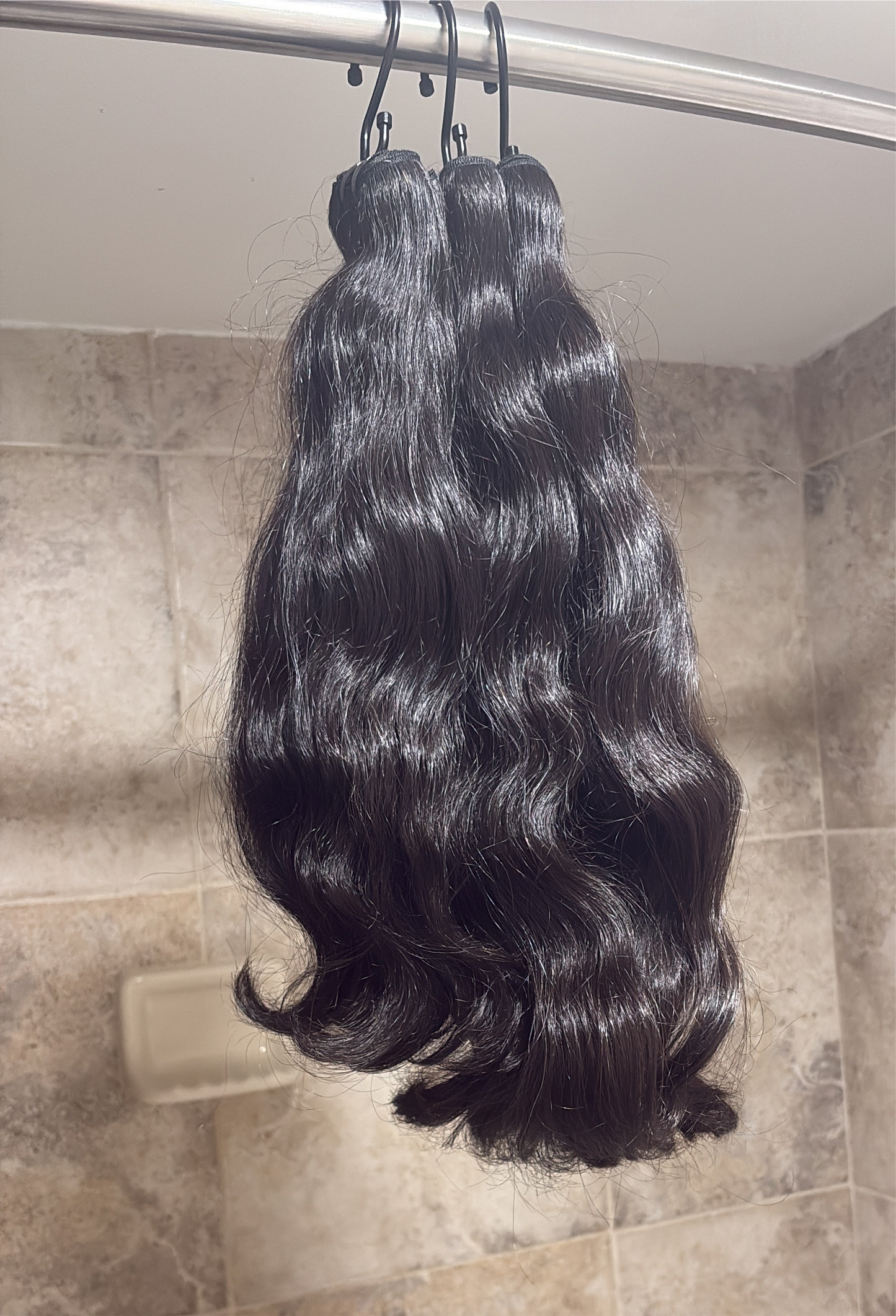 RAW VIETNAMESE NATURAL WAVY(LUXURY COLLECTION)