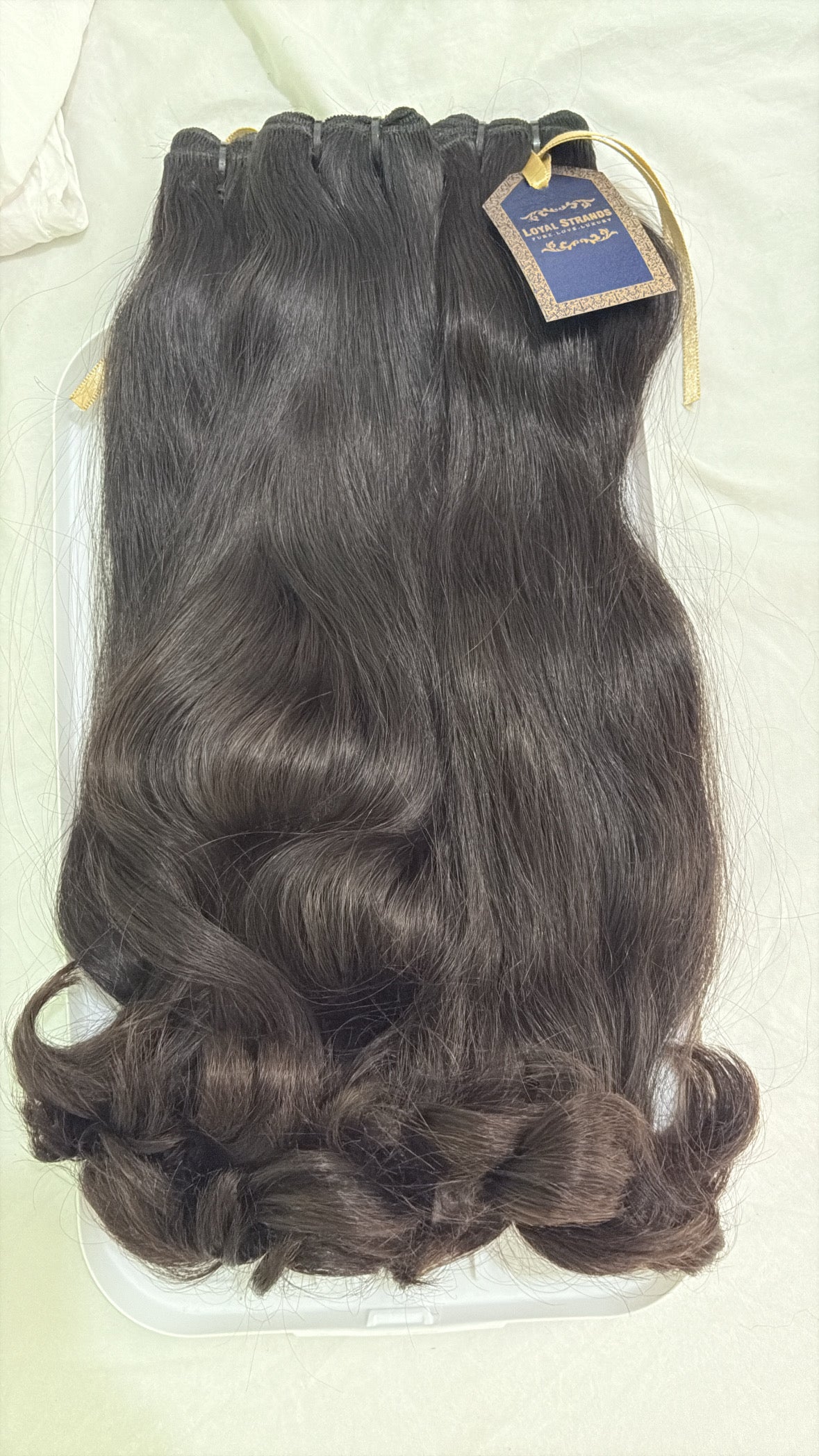 SUPER EXCLUSIVE RAW INDIAN BOUNCY CURLY (PREMIUM COLLECTION)